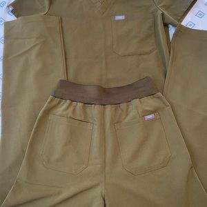 XS olive green Fig Scrub set Technical collection. Tried on, but never worn.
